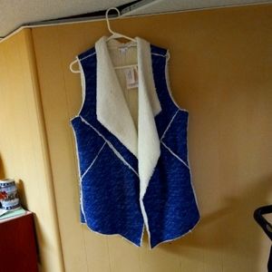 New With Tags LulaRoe Long Vest.